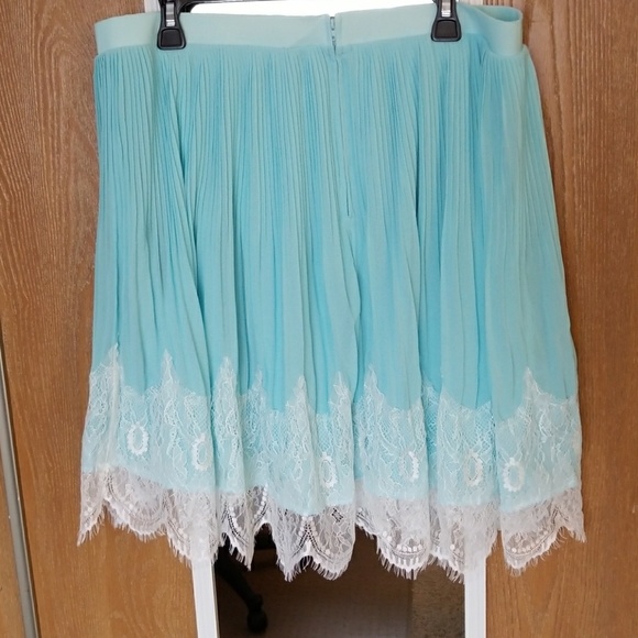 TORRID chiffon lace skater skirt - Picture 2 of 2